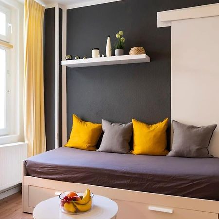 2 Bedroom In Great Location In Kreuzberg Berlijn Buitenkant foto