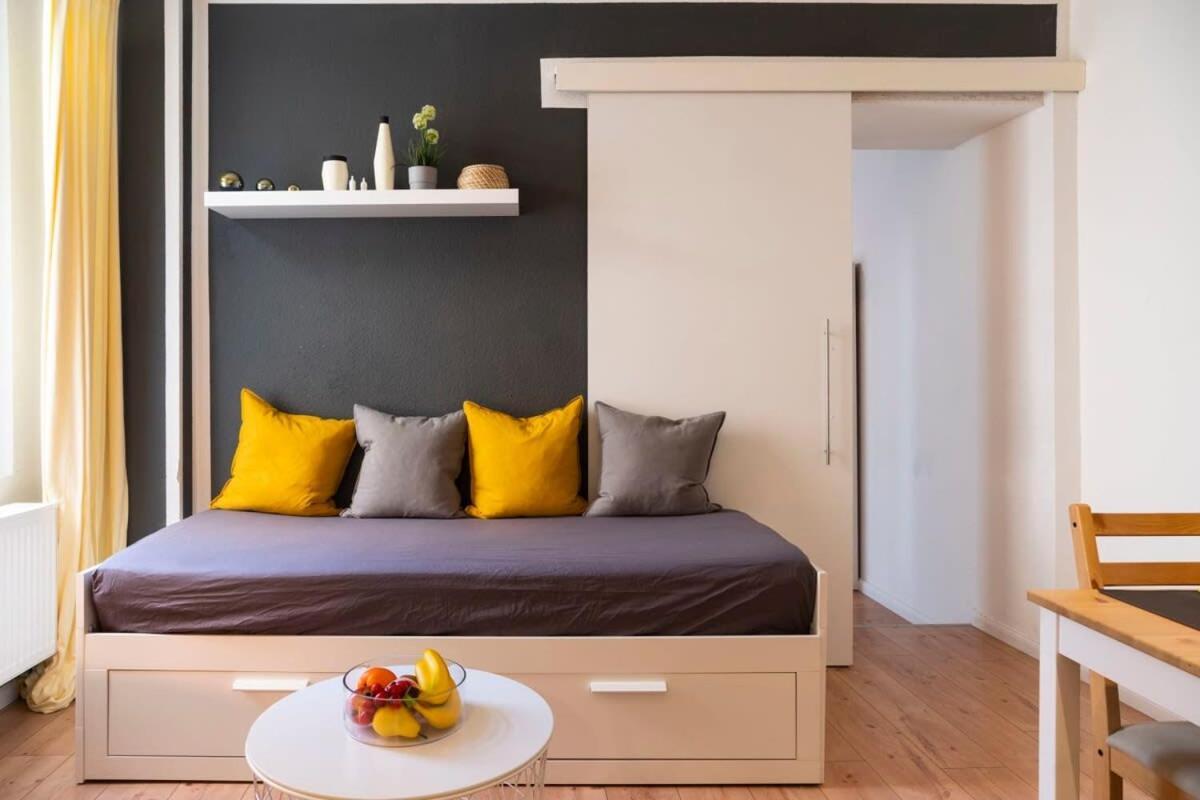 2 Bedroom In Great Location In Kreuzberg Berlijn Buitenkant foto