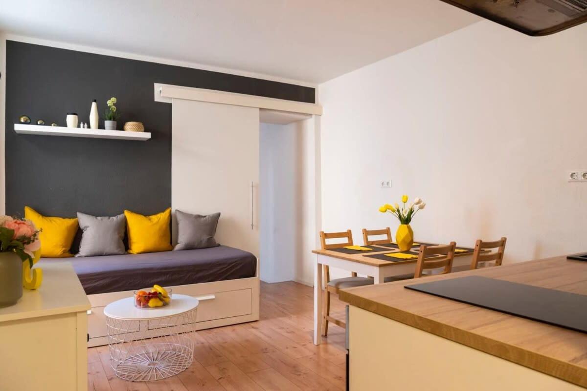 2 Bedroom In Great Location In Kreuzberg Berlijn Buitenkant foto