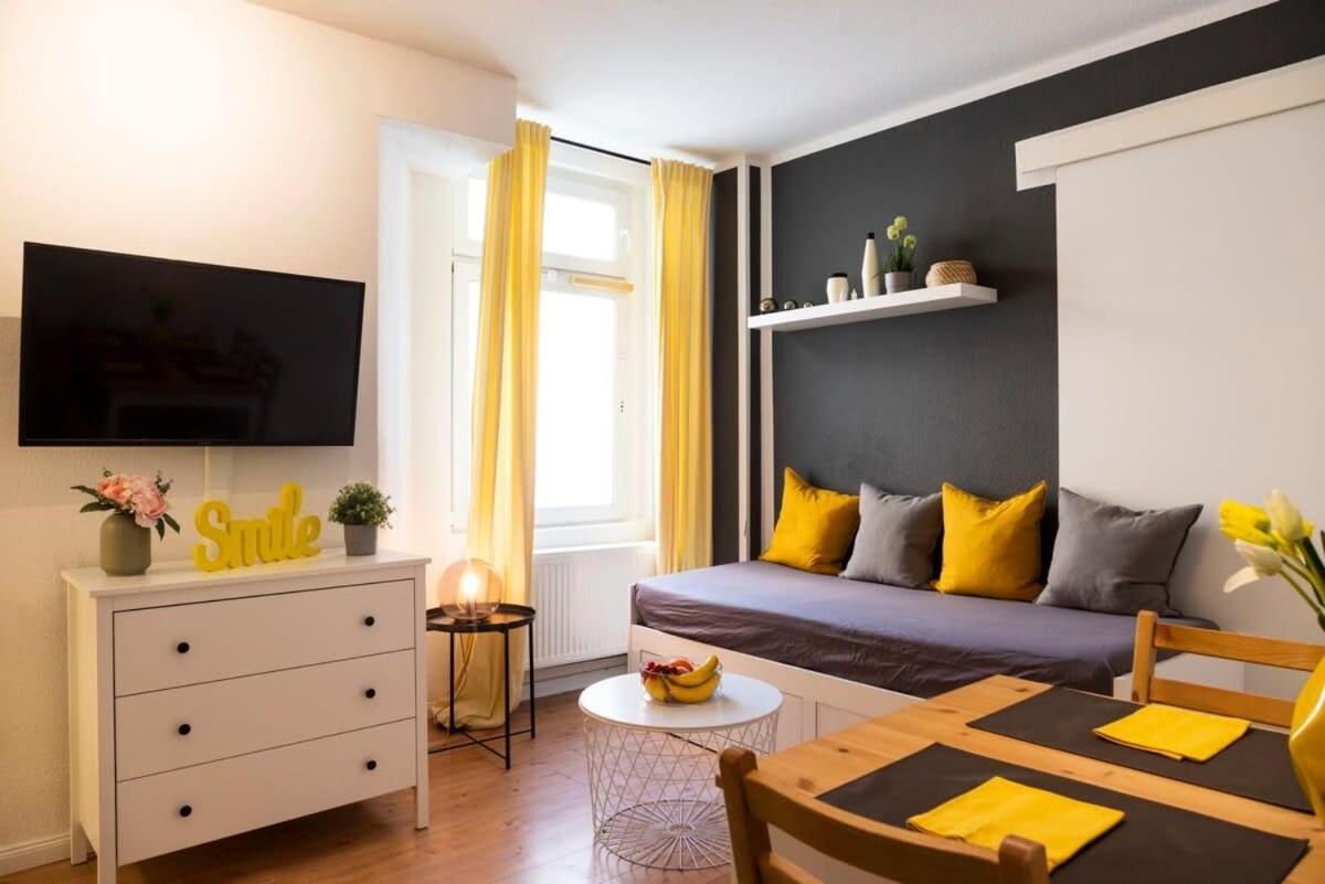 2 Bedroom In Great Location In Kreuzberg Berlijn Buitenkant foto